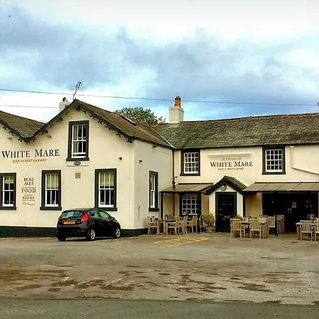 Romantic Quirky With Private Garden And Parking بيت للعطل *