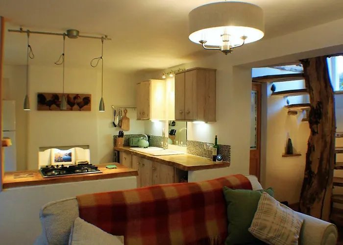 Romantic Quirky With Private Garden And Parking بيت للعطل