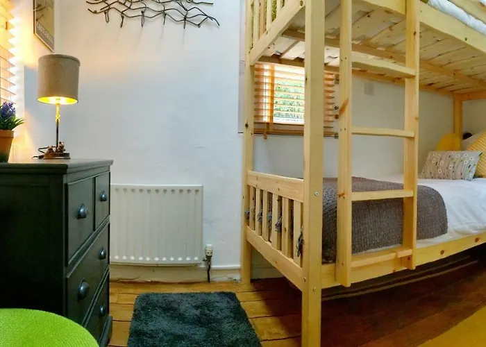 بيت للعطل Romantic Quirky With Private Garden And Parking *