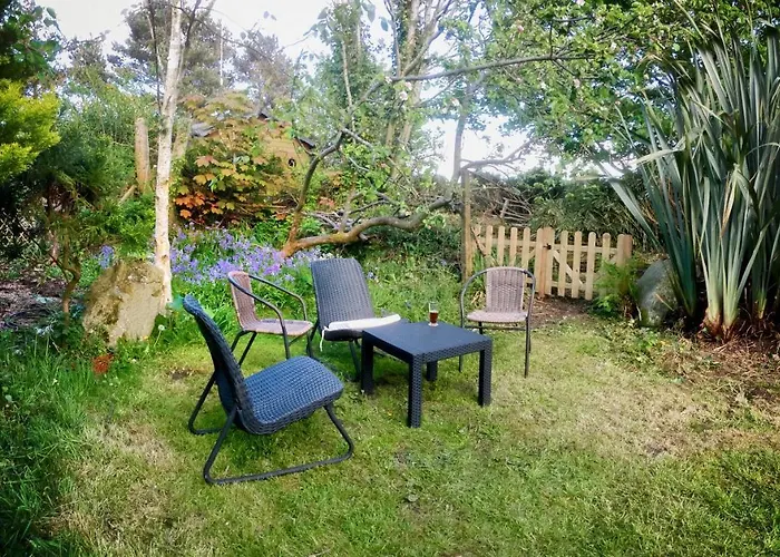 Romantic Quirky With Private Garden And Parking * Beckermet