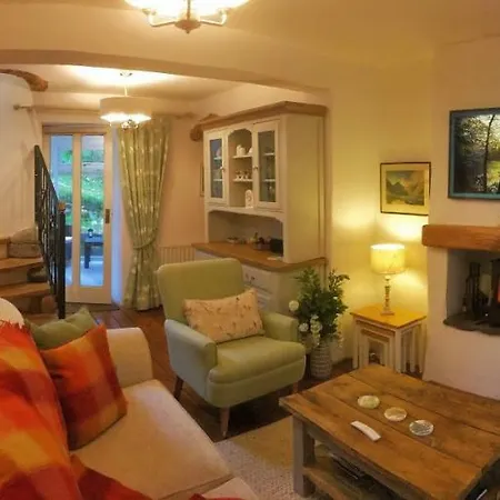 度假居 Romantic Quirky With Private Garden And Parking *