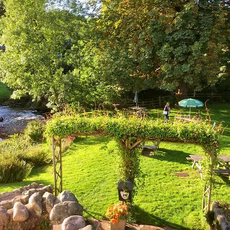 Romantic Quirky With Private Garden And Parking Holiday home Beckermet
